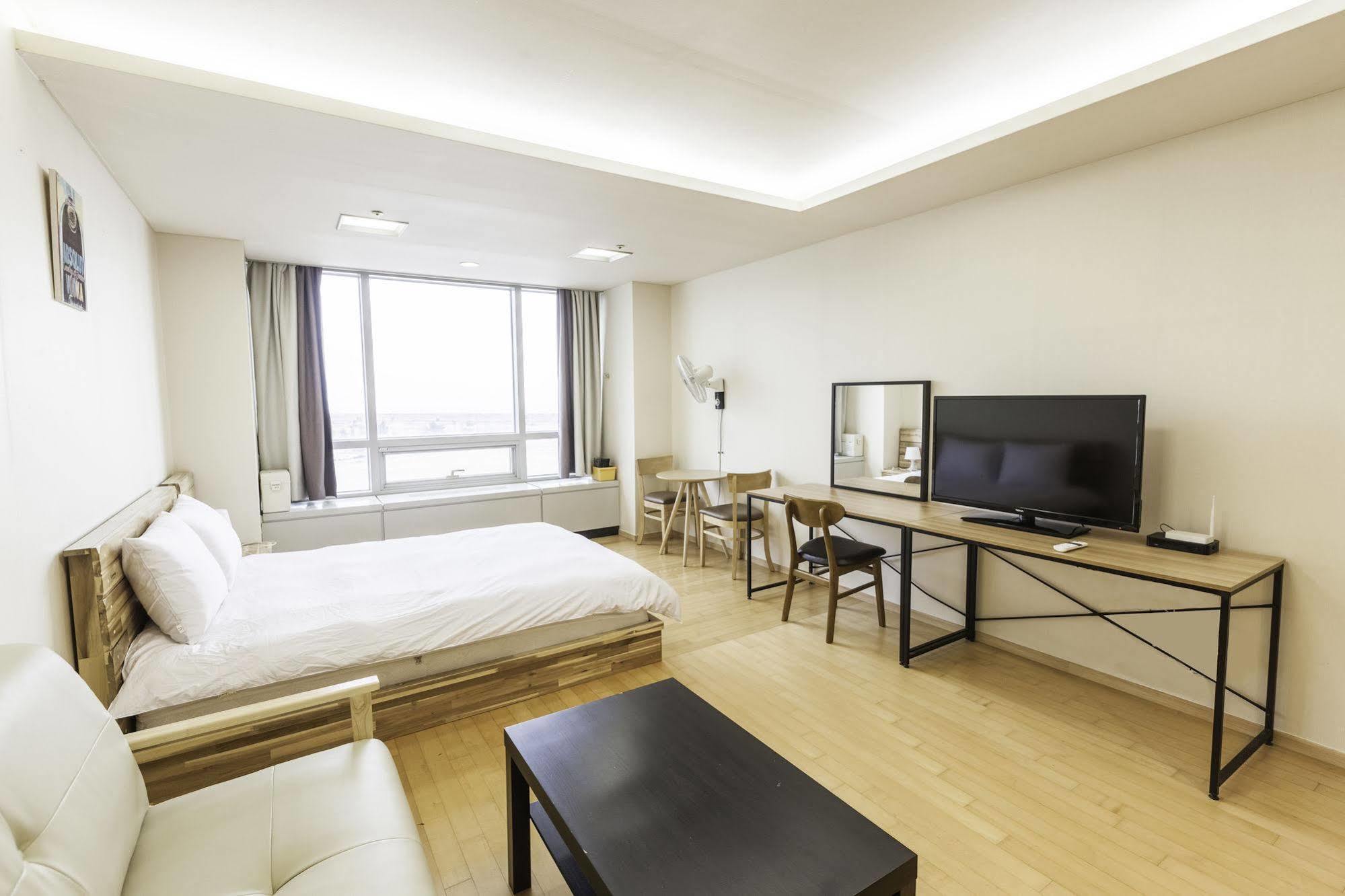 Incheon Airport Egarak Residence Екстер'єр фото