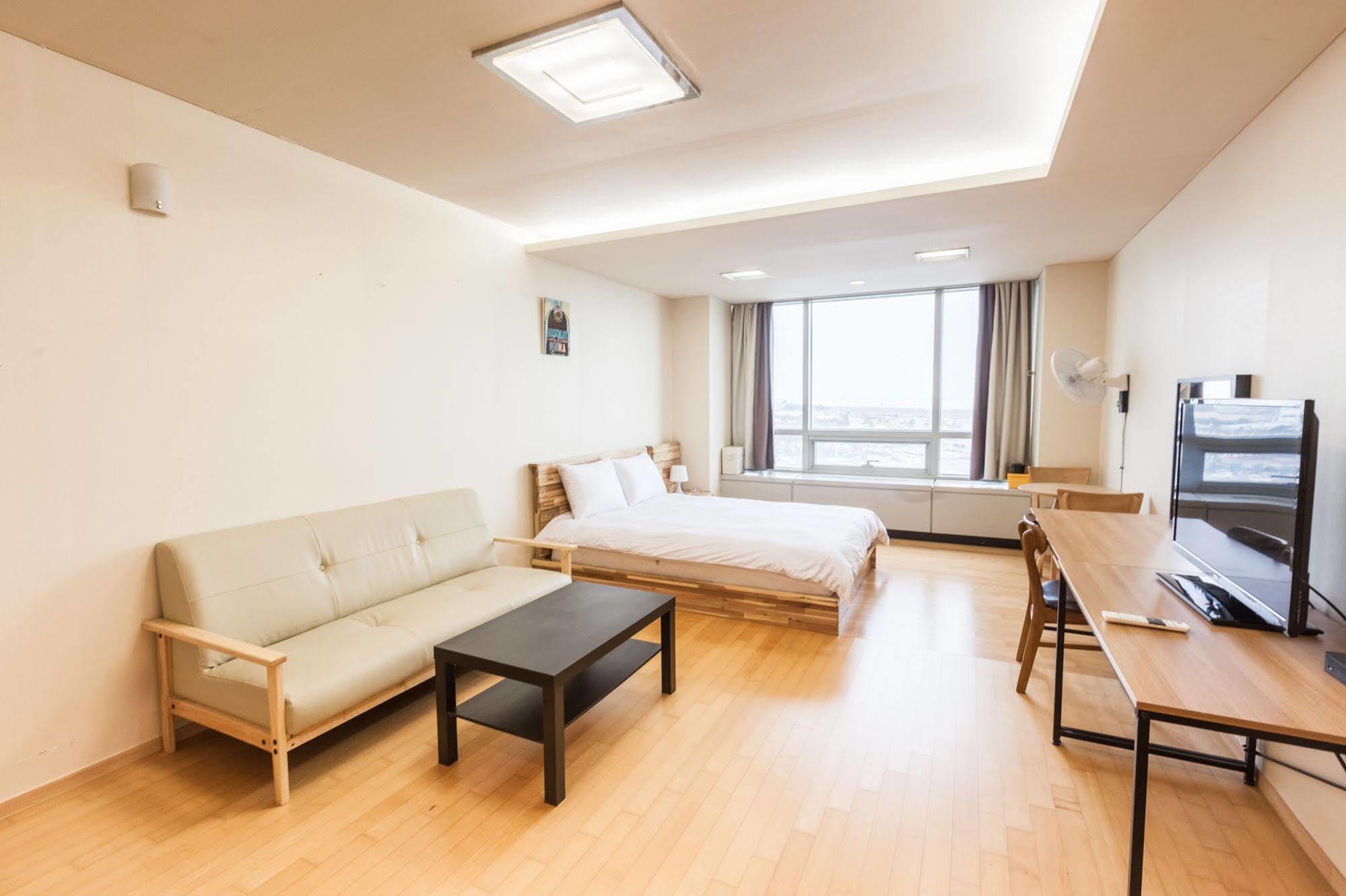 Incheon Airport Egarak Residence Екстер'єр фото