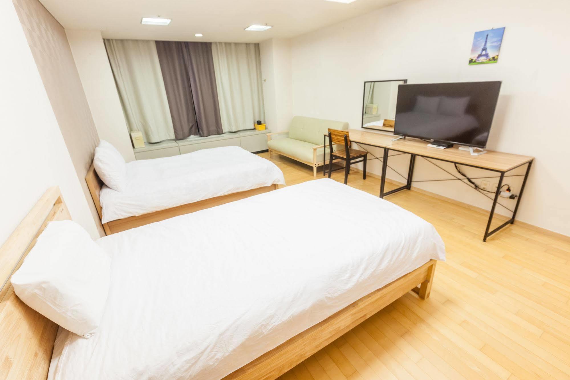 Incheon Airport Egarak Residence Екстер'єр фото